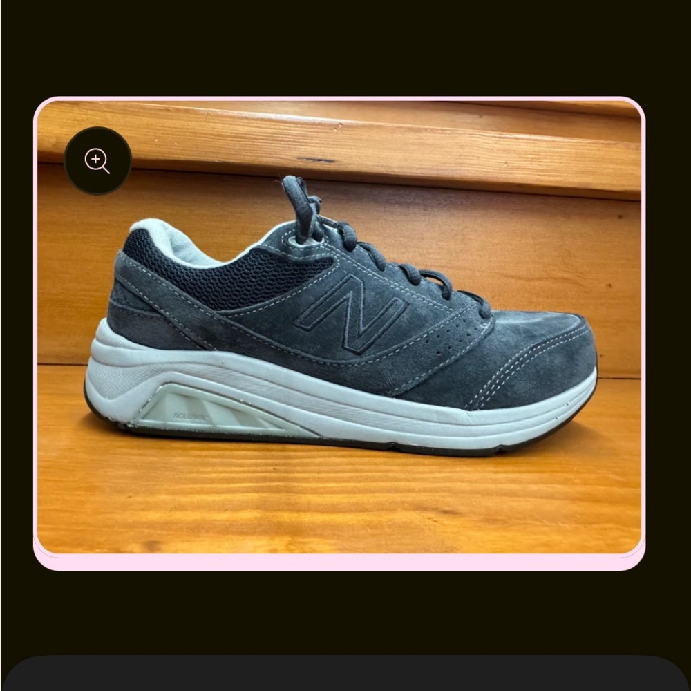 Sale! New Balance suede navy with White bottom